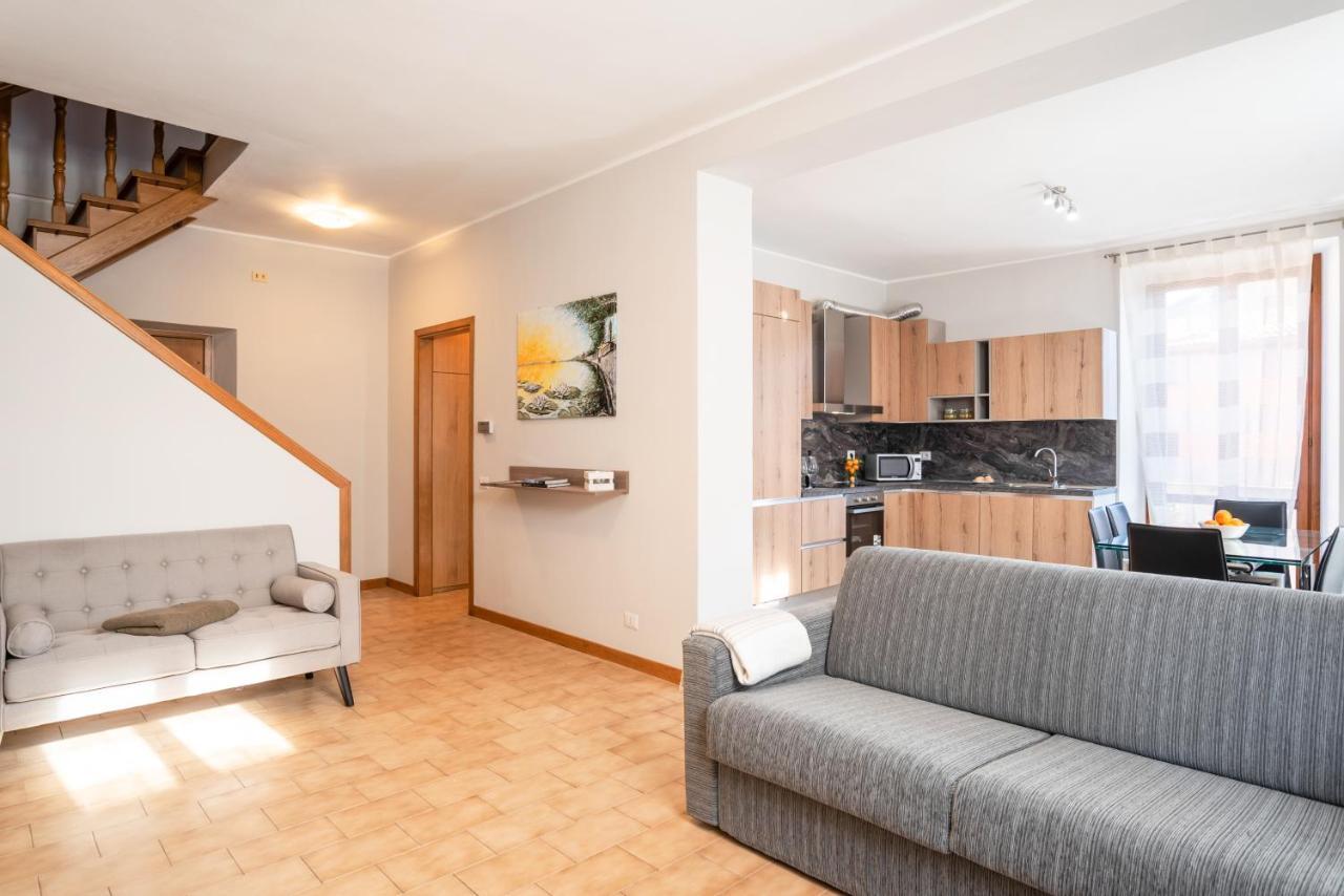 Le Tre Ninfee Di Pusiano! Free Parking Apartment Екстериор снимка