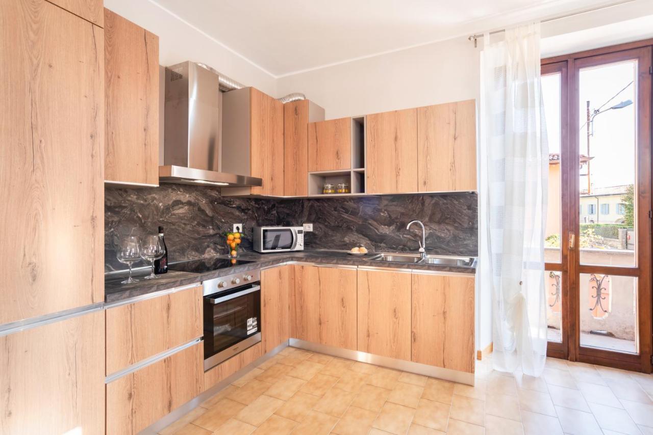 Le Tre Ninfee Di Pusiano! Free Parking Apartment Екстериор снимка