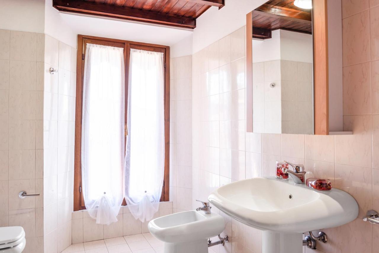 Le Tre Ninfee Di Pusiano! Free Parking Apartment Екстериор снимка